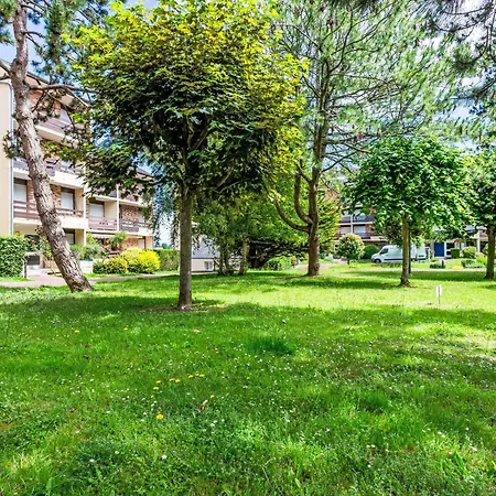 Apartament Le Sporting-19 By Interhome Cabourg