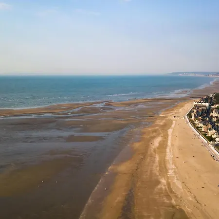Le Sporting-19 By Interhome Apartament Cabourg